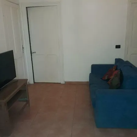 Apartment Via Genova 11 1 *
